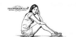 После проделанной манипуляции с очищением чашелистиков и мытьем ягод, разрезаем каждую клубничку на две части