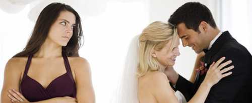 Шампанское, торт, цветы и первый взгляд