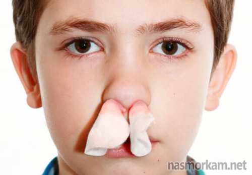 Причин у этого явления много, и, разумеется, в такой ситуации малышу необходима помощь