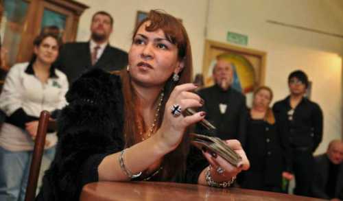 Выпускников можно развлечь шуточным гаданием