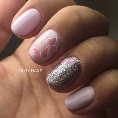 Летняя жара призывает выполнять его в насыщенных, далеких от классики расцветках