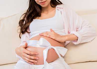 Если они к тому же сопровождаются коричневатыми выделениями, скорее всего, уже в течение часов ребенок родится