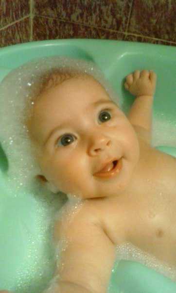 Первое купание, Комаровский плохого не посоветует, должно запечатлеться как нечто очень приятное