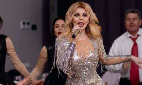 На это певица отвечала