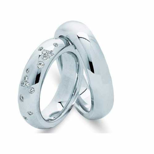 Обручальные кольца с бриллиантами