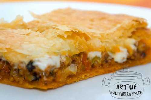 Пирог готовится довольно быстро, поэтому его вполне можно испечь на ужин в будний день