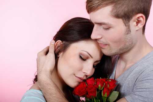 В сознание человека начинают размываться грани между реальностью и галлюцинациями