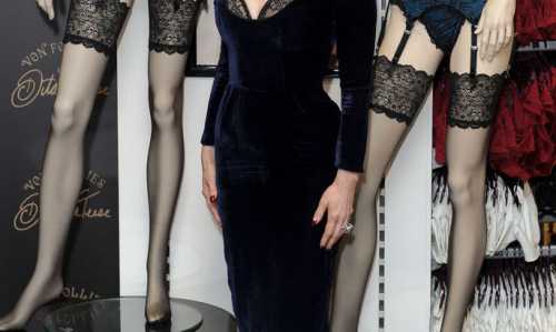 6 обязательных вещей в гардеробе невысокой девушки