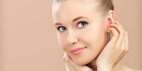 Смойте ее холодной водой