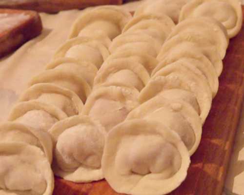 Ложкой размешиваем тесто