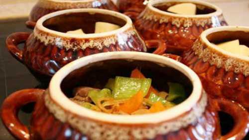 Грибы в горшочках