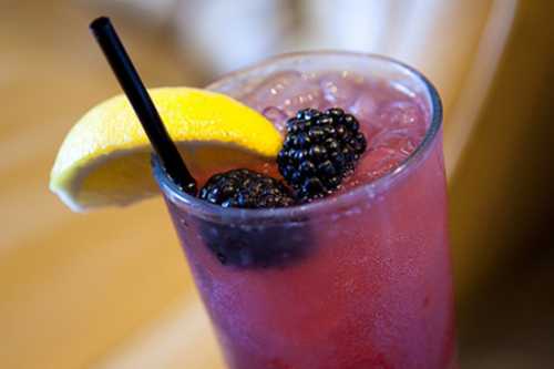 Главное, одеться по погоде и захватить с собой термос с горячим чаем