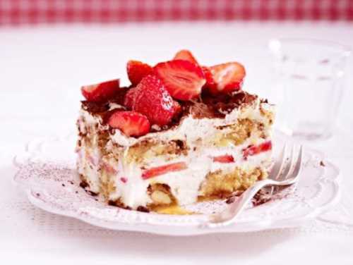 Из продукта выходит много сыворотки, соответственно остается меньше маскарпоне